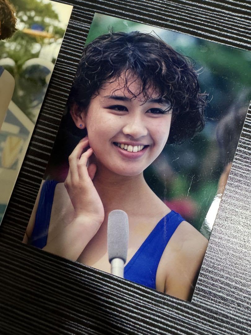 【美品】田村英里子　ファンクラブ会員証、写真集セット Amazon.co.jp: 最終 田村英里子 生写真2枚セット 当時もの : おもちゃ